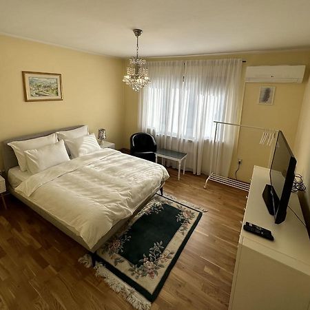 B Home Apartment For Rent سراييفو المظهر الخارجي الصورة