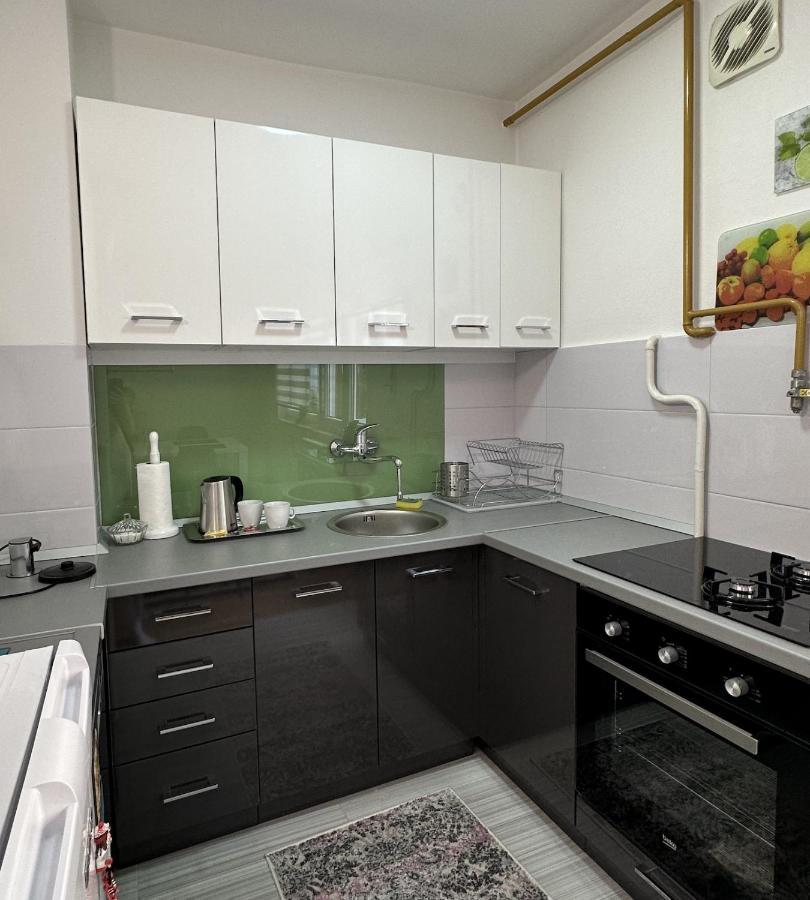 B Home Apartment For Rent سراييفو المظهر الخارجي الصورة