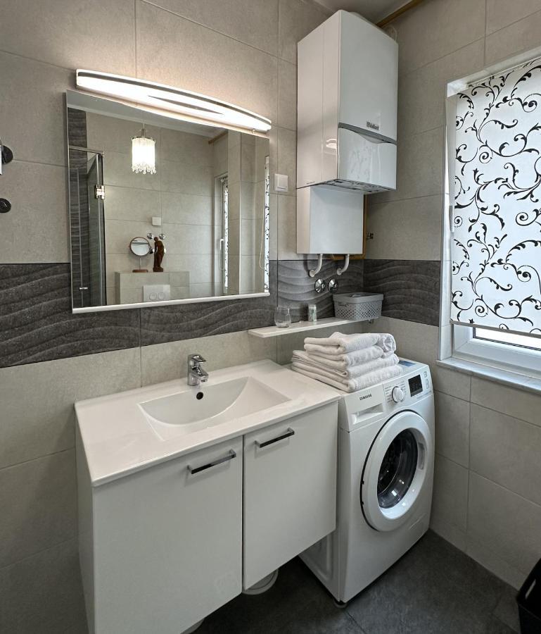 B Home Apartment For Rent سراييفو المظهر الخارجي الصورة