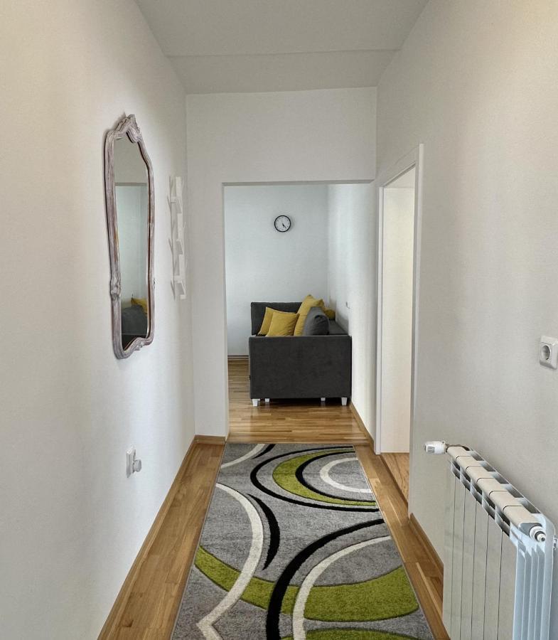 B Home Apartment For Rent سراييفو المظهر الخارجي الصورة